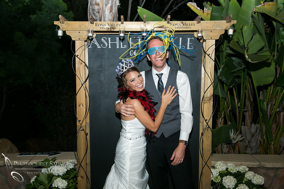 Wedding-photo-at-Pala-Mesa-Resort-by-Wedding-Photographer-in-Temecula,-Ashley-&-Kyle