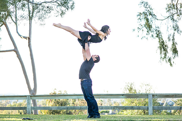 Outdoor-Engagement-Photo-by-Laguna-Hill-Wedding-Photographer---Vanessa-and-Art-19