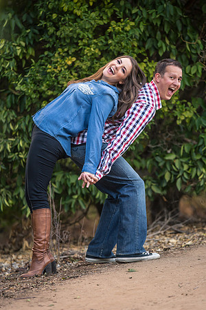 Southern California Engagement with nature in fall Photos in Fallbrook, San Diego by Temecula Winery Wedding Photographer, Sarah & Shawn