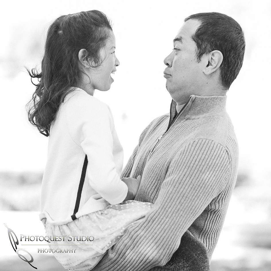 Outdoor Family Photo by Temecula, Menifee, Murrieta Wedding Photographer (4)