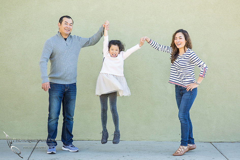 Outdoor Family Photo by Temecula, Menifee, Murrieta Wedding Photographer (16)