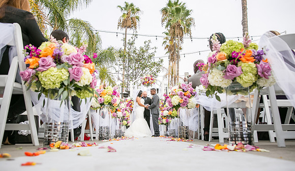 Los Angeles Wedding Photographer at Castaway Burbank, Shauneille & Steve-292