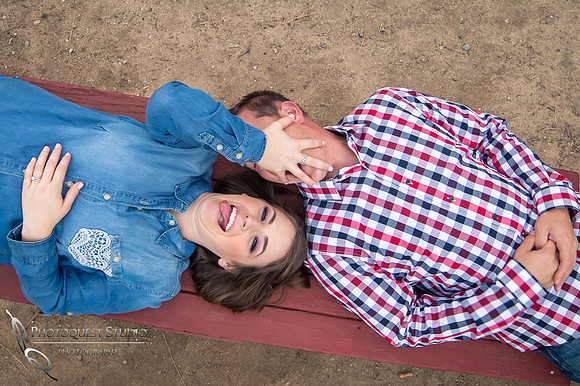 Southern California Engagement with nature in fall Photos in Fallbrook, San Diego by Temecula Winery Wedding Photographer, Sarah & Shawn