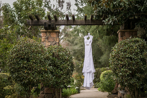 Wedding Photo in Fallbrook by Temecula Winery Photographer - Debbie & John