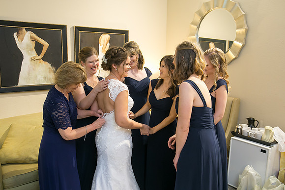Wedding Photo in Fallbrook by Temecula Winery Photographer - Debbie & John