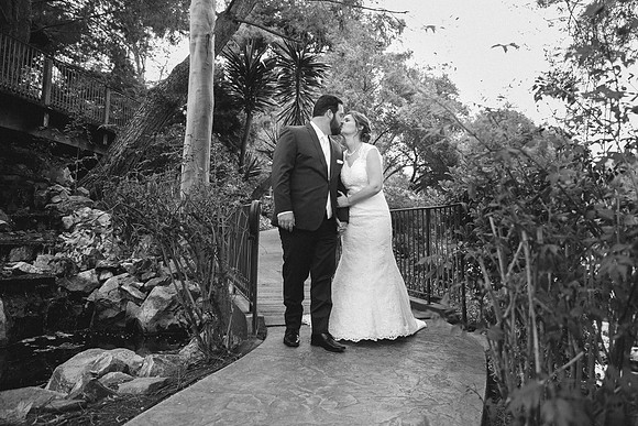 Wedding Photo in Fallbrook by Temecula Winery Photographer - Debbie & John