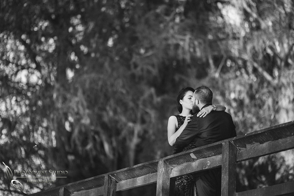 Wedding-Photographer-in-Temecula, and Riverside,-California, Kiss me