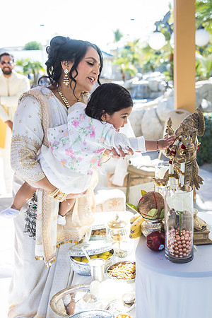 beautiful indian family little butterfly babyshower pooja parth-301