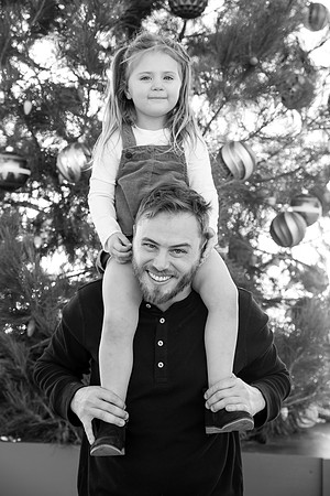 Family Photo in Dana Point by Wedding Photographer in Temecula, Fallbrook, Parris & Derek-150