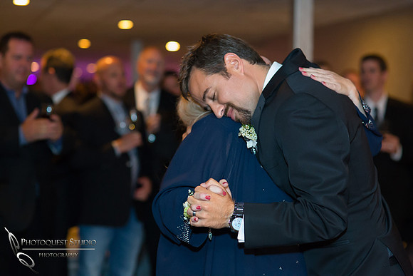Newport-Beach-Wedding-Electra-Cruises-by-Wedding-Photographer-in-Temecula