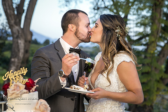 Temecula, Pomona Wedding Photographer, Cake and Kiss