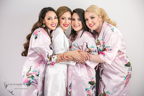 Sisters on wedding day, temecula wedding photographer