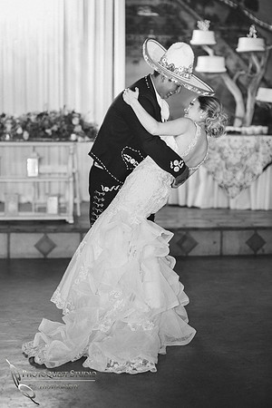 Lovely first dance, Temecula Wedding Photographer at Menifee, Rancho Los Agaves
