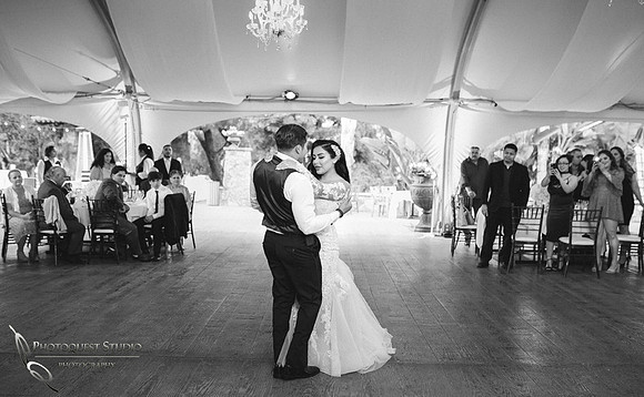 Temecula Wedding Photographer, the first dance