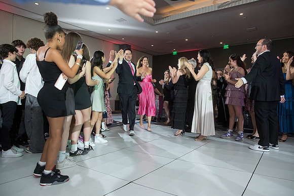 bat-mitzvah-in-los-angeles-orange-county-san-diego-riverside-county-bar-mitzvah-photographer-25