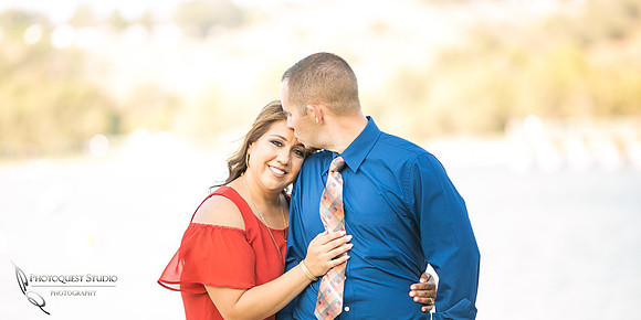 Temecula-Wedding-Photographer,-Engagement-Photo-at-Frank-G-Bonelli-park,-Marlene-and-Tim-(6)
