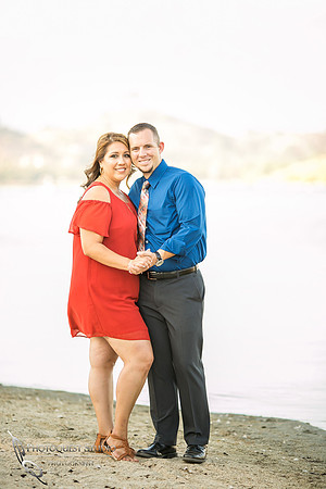 Temecula-Wedding-Photographer,-Engagement-Photo-at-Frank-G-Bonelli-park,-Marlene-and-Tim-(18)