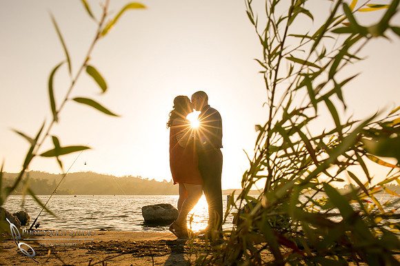 Kissing at Sunset, Temecula-Wedding-Photographer,-Engagement-Photo-at-Frank-G-Bonelli-park
