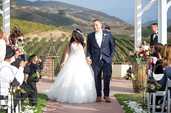 Wedding Photo at Leoness Cellars by Temecula Winery Photographer, Cynthia and Adam (37)