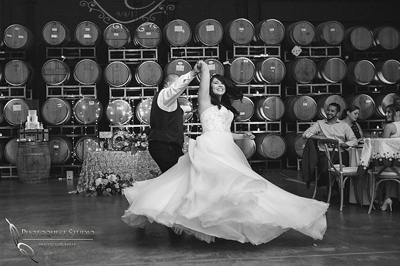 Wedding Photo at Leoness Cellars by Temecula Winery Photographer, Cynthia and Adam (57)