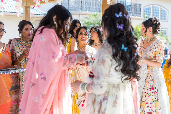 beautiful indian family little butterfly babyshower pooja parth-235