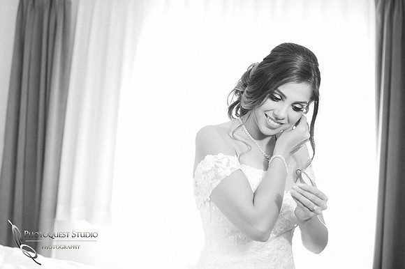 gorgeous bride in b&w