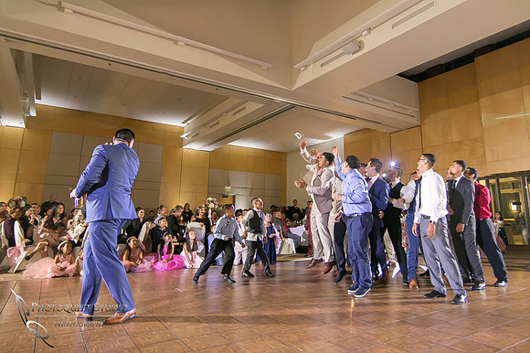 catching the garter like a pro