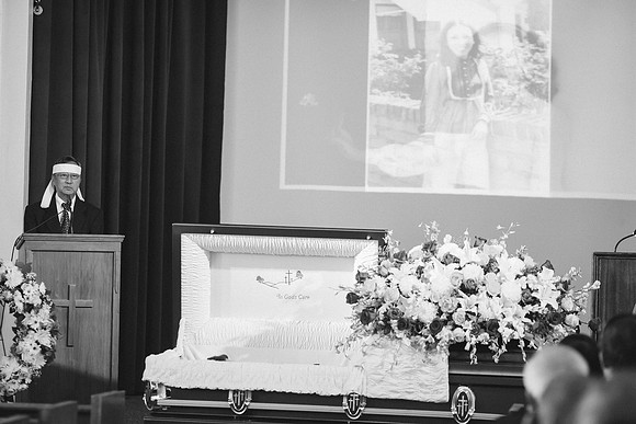 TL's Mom Funeral - B&W-17
