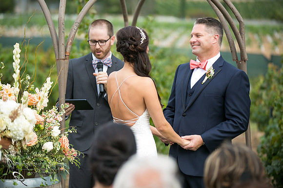 Monte De Oro Winery Wedding Photo by Photographer in Temecula.