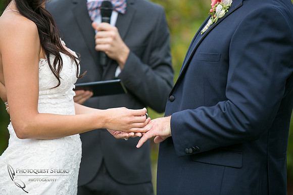 Monte De Oro Winery Wedding Photo by Photographer in Temecula.