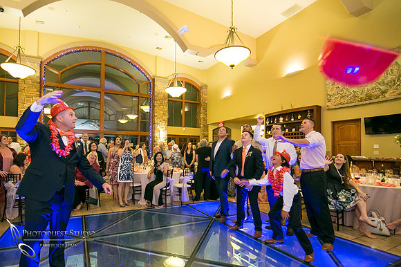Monte De Oro Winery Wedding Photo by Photographer in Temecula.