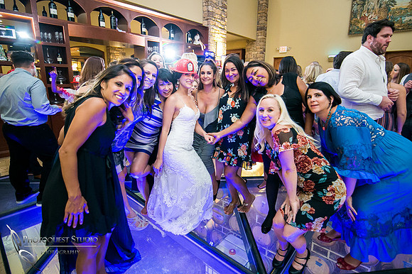 Monte De Oro Winery Wedding Photo by Photographer in Temecula.
