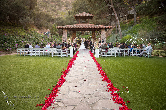 Temecula Wedding Photographer at Fallbrook wedding