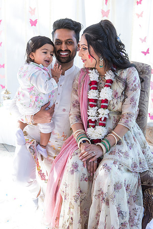 beautiful indian family little butterfly babyshower pooja parth-358