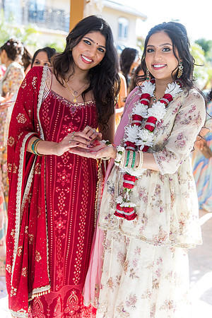 beautiful indian family little butterfly babyshower pooja parth-251