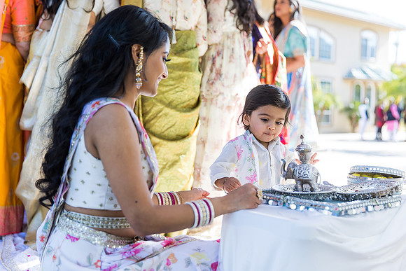 beautiful indian family little butterfly babyshower pooja parth-305