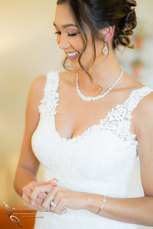 Temecula-Wedding-Photographer with Natural Beauty Bride