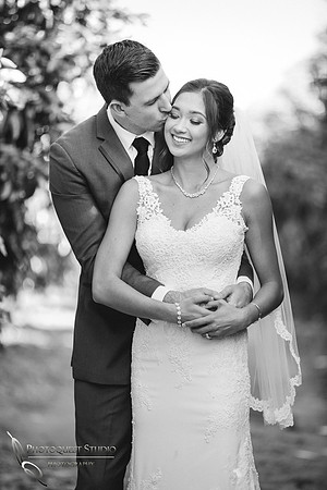 The sweet kiss by Menifee Wedding Photographer