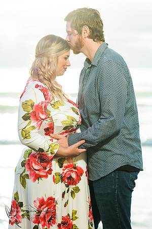 Briana's-Maternity-Photo-at-La-Jolla-Beach,-San-Diego-by-Temecula-Wedding-Photographer-22
