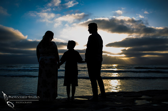 Briana's-Maternity-Photo-at-La-Jolla-Beach,-San-Diego-by-Temecula-Wedding-Photographer-42