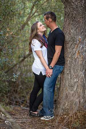 Southern California Engagement with nature in fall Photos in Fallbrook, San Diego by Temecula Winery Wedding Photographer, Sarah & Shawn