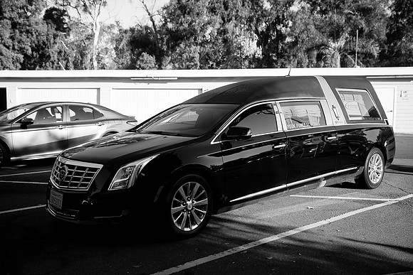 Hien's Mom Funeral-B&W (5)