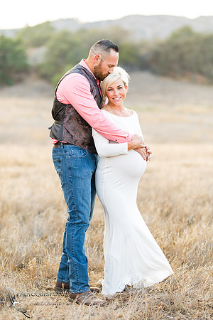 Maternity Photo in Temecula by Wedding Photographer
