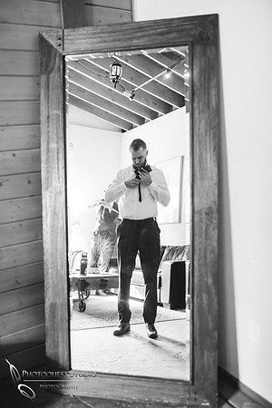 Photographer in Temecula Winery, Longshadow Ranch Wedding, Parris and Derek