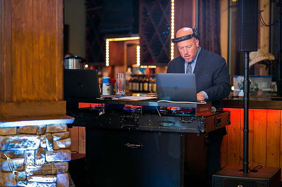 Best wedding DJ in Temecula, DJPros by Temecula Wedding Photographer