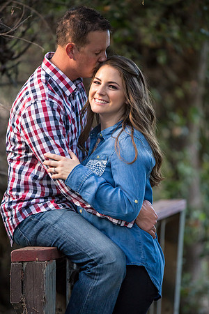 Southern California Engagement with nature in fall Photos in Fallbrook, San Diego by Temecula Winery Wedding Photographer, Sarah & Shawn