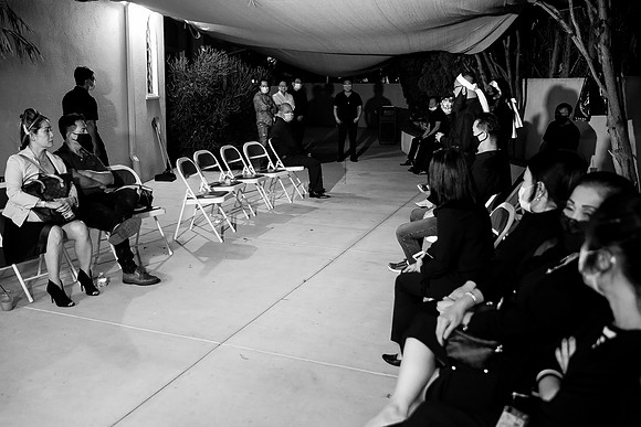 Hien's Mom Funeral-B&W (304)