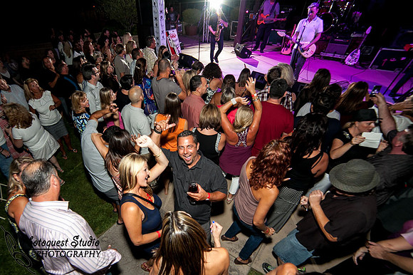 Temecula Wedding Photographer, Concert Photographer at Wiens Family Cellars Winery, The English Beat