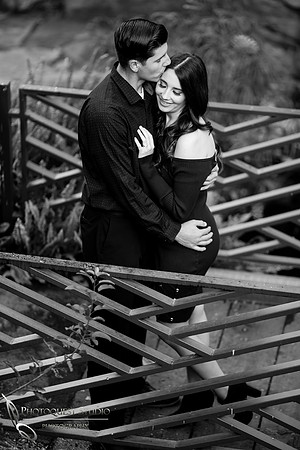 Black & White, Wedding-Photographer-in-Temecula,-Fallbrook,-San-Diego,-Engagement-Photo