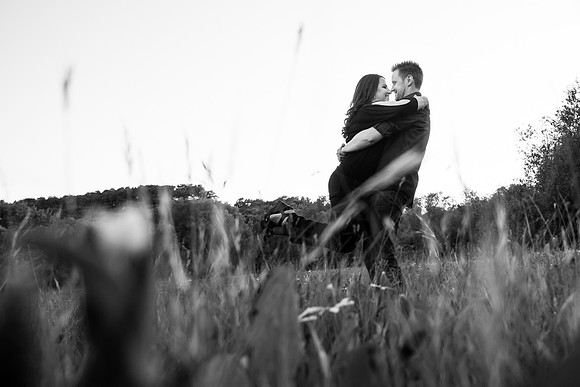 Beautiful Outdoor with Nature Light Engagement photo by Wedding Photographer in Temecula (34)